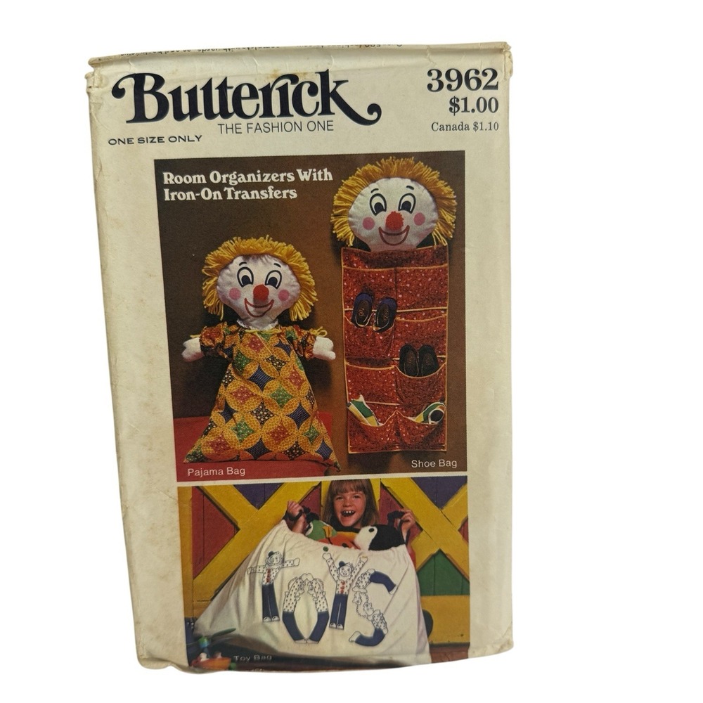 Butterick‎ 3962 Pajama Shoe & Toy Bags Pattern Iron-On Transfers uncut 1970s